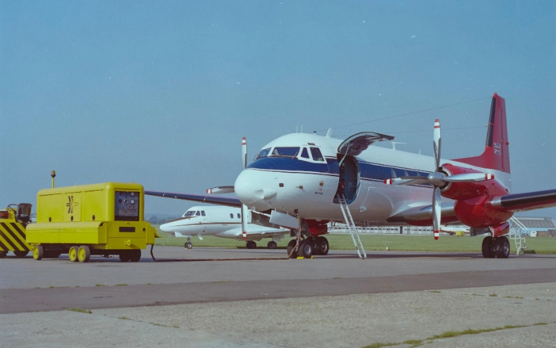ホーカーシドレー旅客機H S-748 アブロ 748 Avro 748 Hawker Siddeley 748 世界の旅客機図鑑