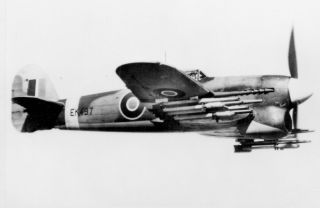 ___RS145384_Hawker_Typhoon_1B-
